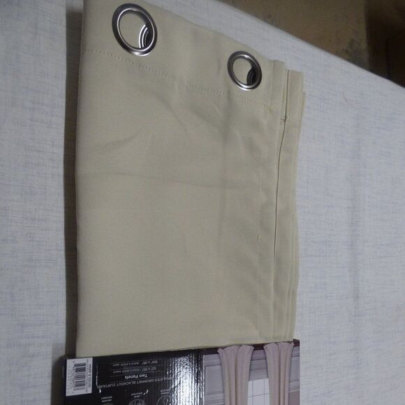 Lush Décor 52" x 95" Blackout Curtain Set Wheat - Picture 5 of 8